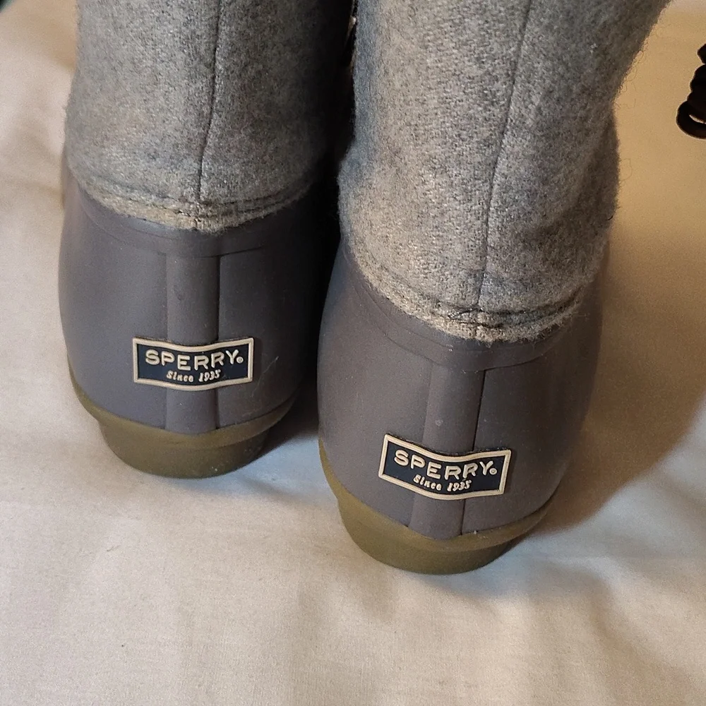 Sperry Gray Wool-Blend Boots EUC Size 10